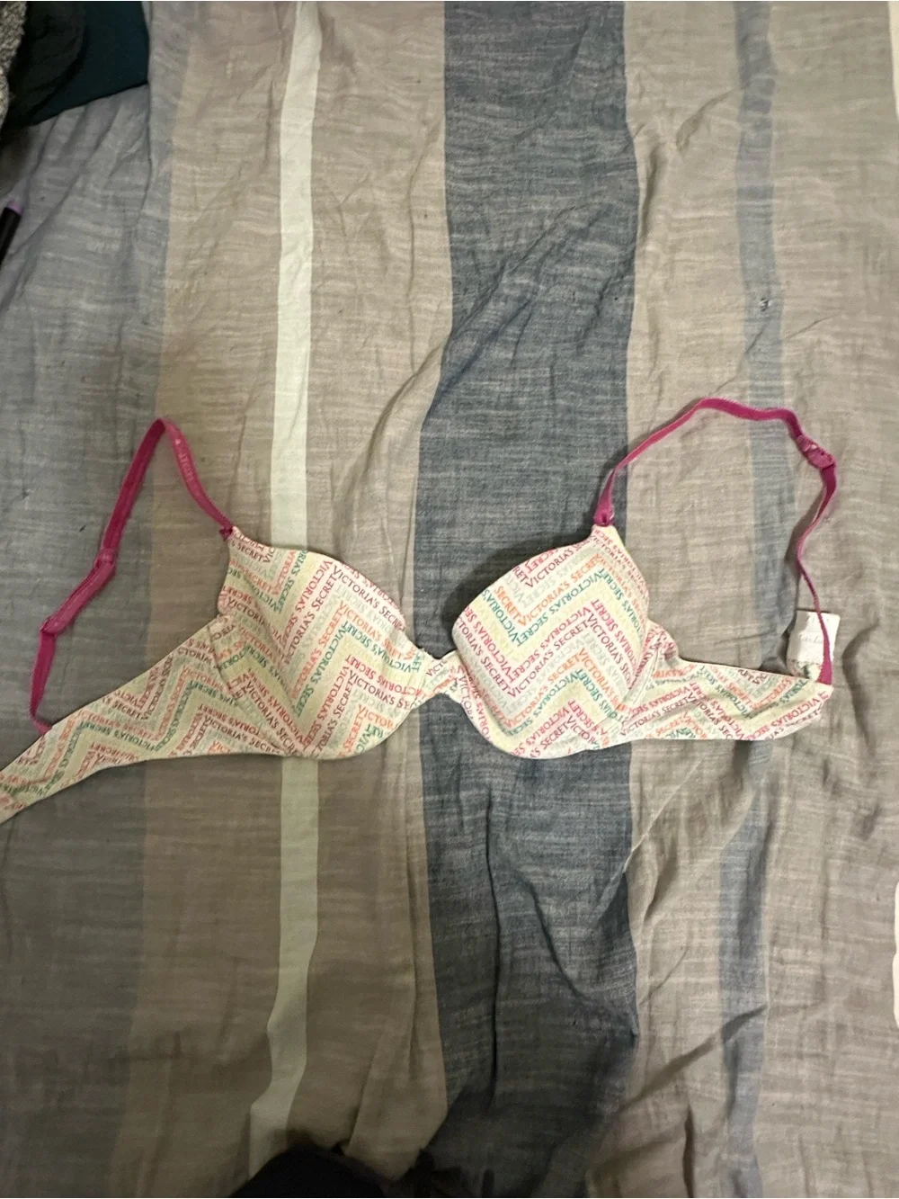 Victoria's Secret Pink Strappy Printed T-Shirt Bra